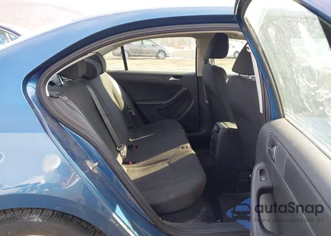 2016 Volkswagen Jetta 1.4T S z USA, uszkodzony, nr VIN 3VW267AJXGM331048